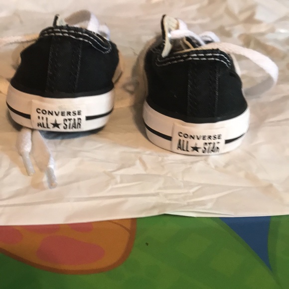 Converse - Picture 2 of 3